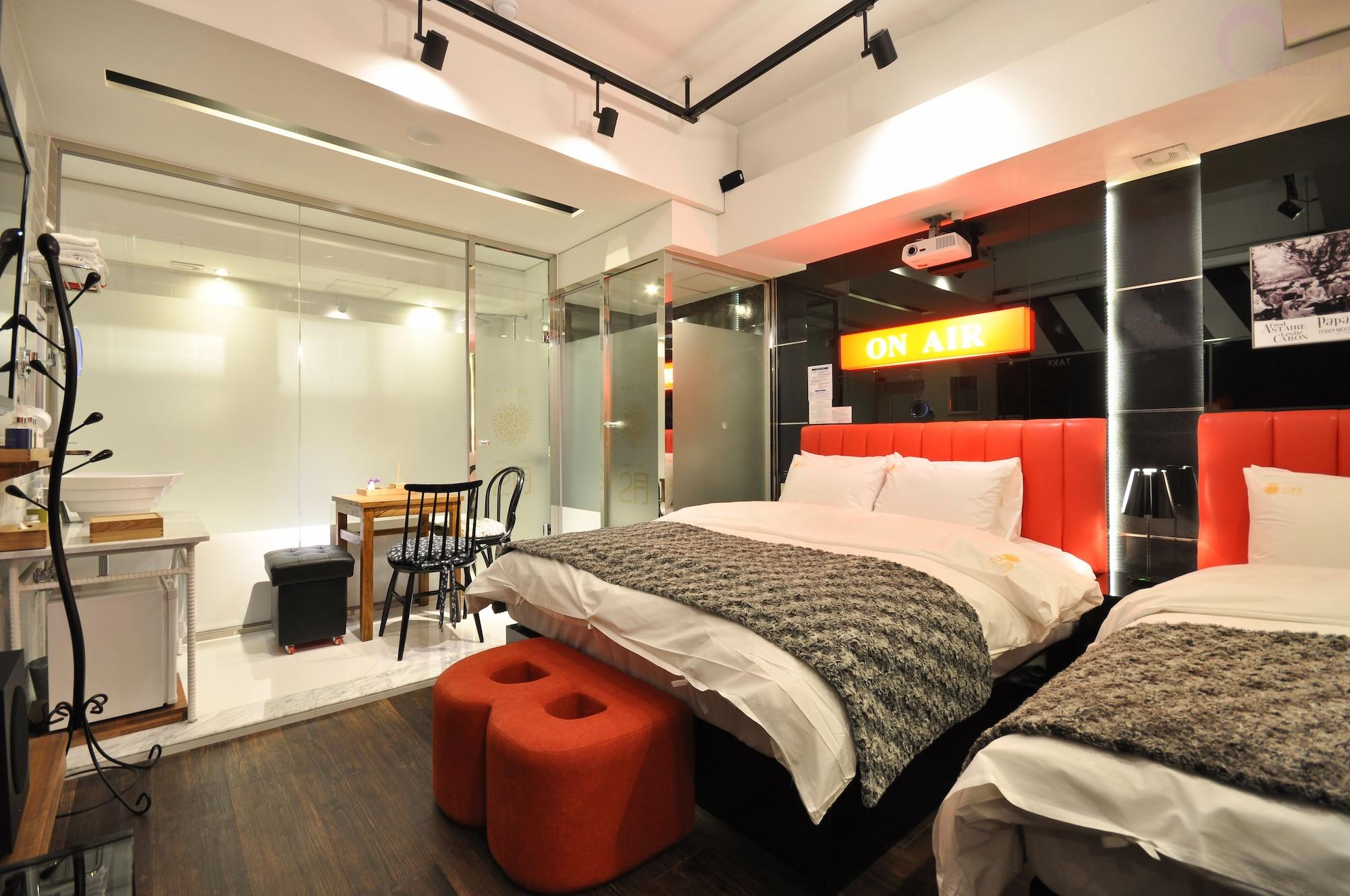 February Hotel Apsan Тегу Екстер'єр фото