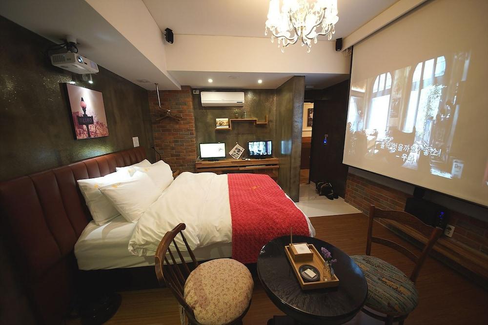 February Hotel Apsan Тегу Екстер'єр фото